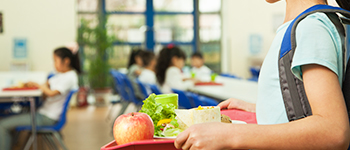 学校給食